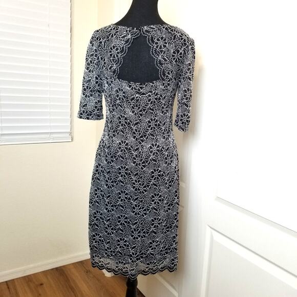 Candalite Women's Formal Black & Gray Lace Knee Length Round Neck Lined Size M - Picture 4 of 10